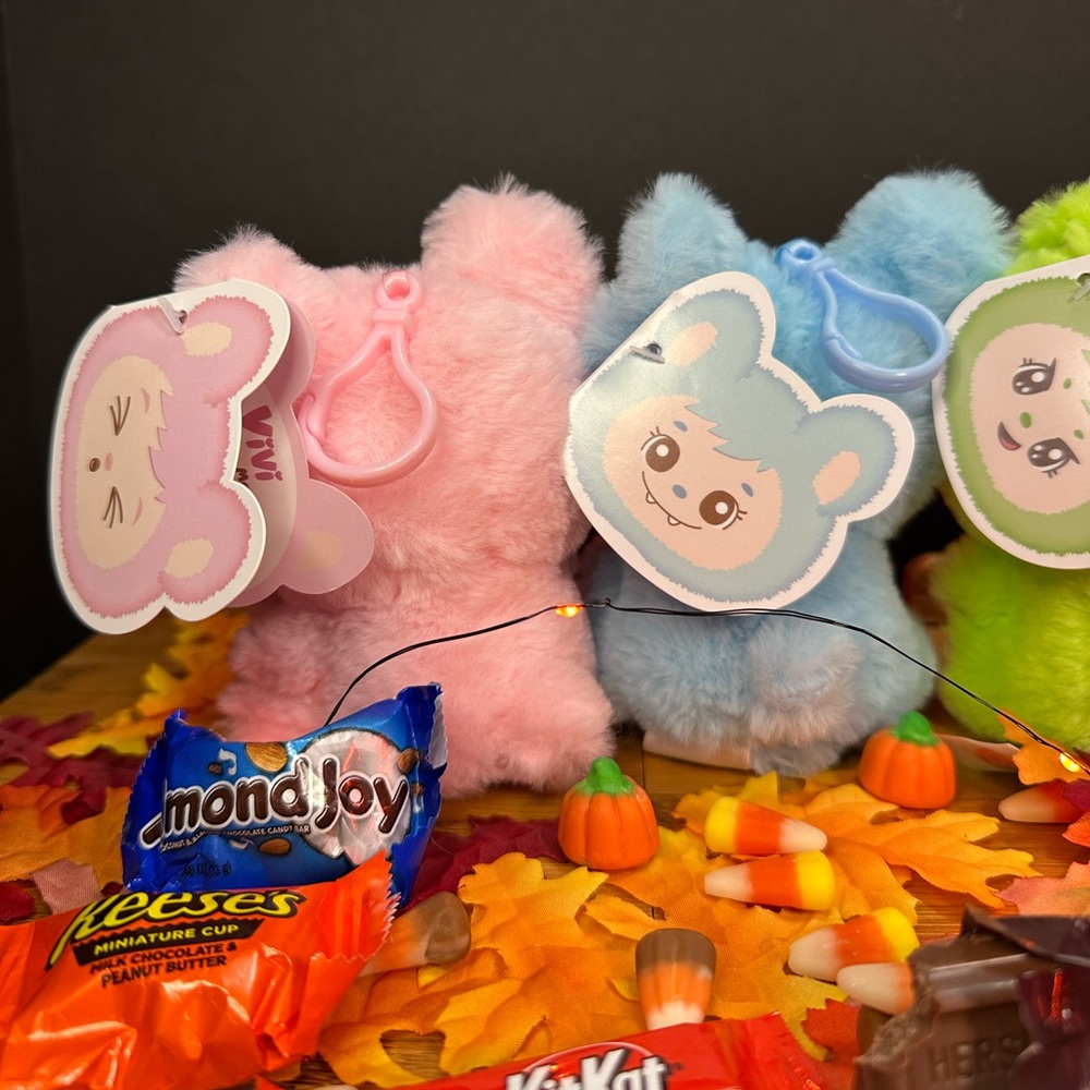 La Babies Colorful Plush Set of Four - Picture 7 of 10